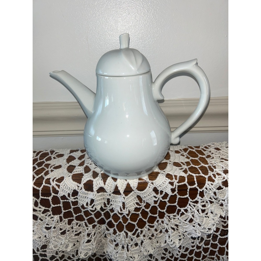 Avon White Porcelain Teapot Coffee Server Pear Shape Leaf Lid Minimalist Decor